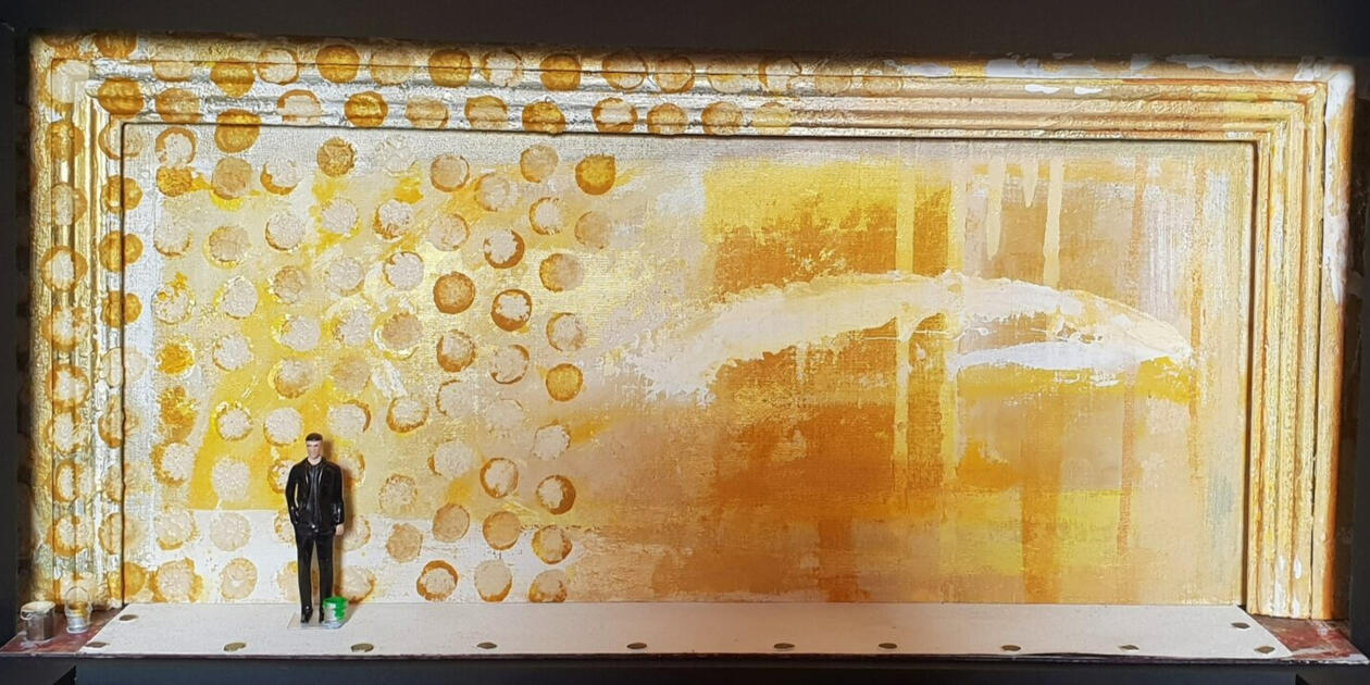 1: 50 model box representation of what we recreated for the opening scene.